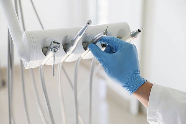Professional Emergency Dentist technician working in Payson, UT